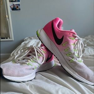 Nike Zoom Air Pegasus 33 Sneakers